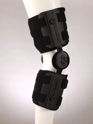 Фиксатор коленного сустава, дозирующий объем движений FS 1203 "Fosta" каталог магазина Склад Медтехники Фиксатор коленного сустава, дозирующий объем движений FS 1203 "Fosta" в магазине Склад Медтехники